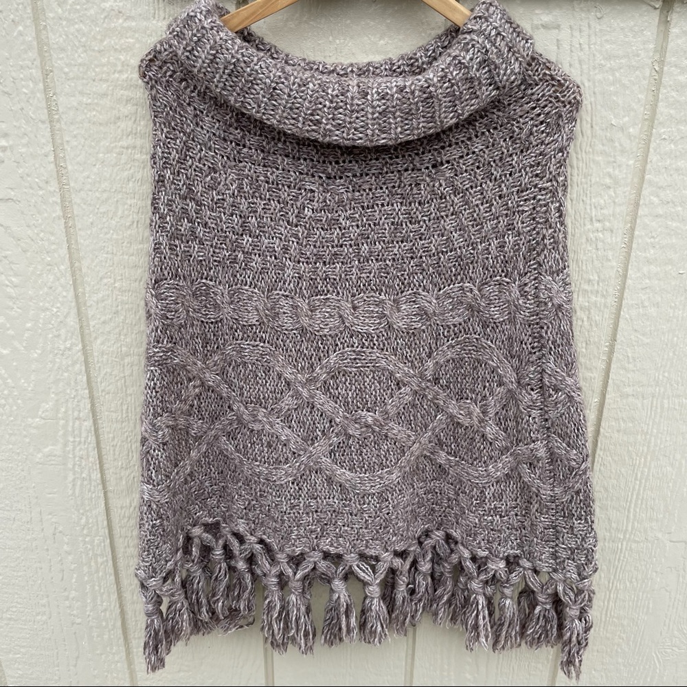 Old Navy | Turtleneck Chunky Knit Fringe Tassels Poncho